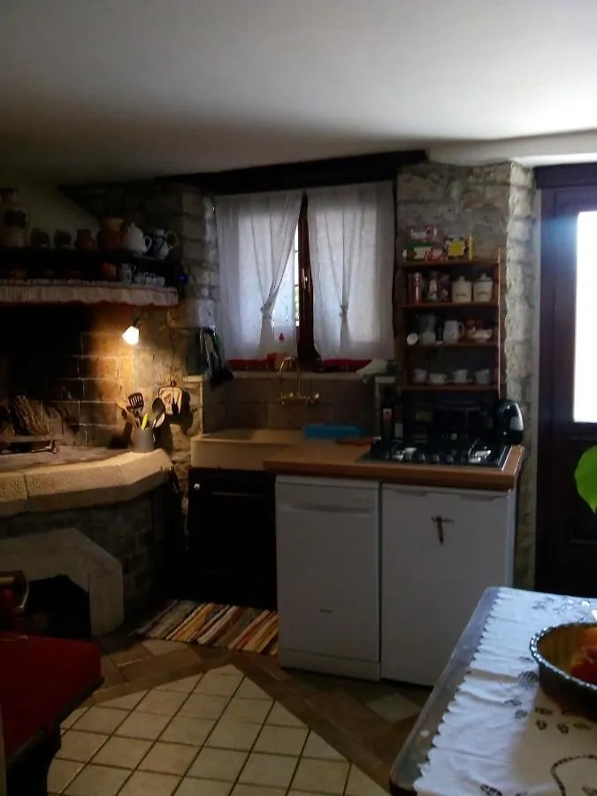 House Fiorela Holiday home Groznjan Croatia
