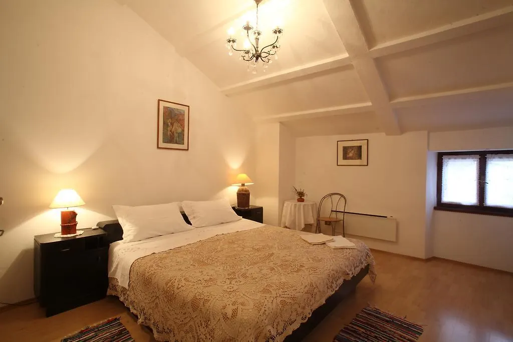 House Fiorela Holiday home Groznjan